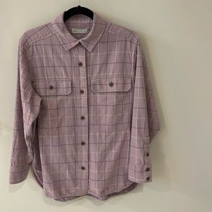 Everlane classic cotton flannel shirt, size M